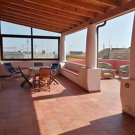 Appartamento Casa Con Ampia Terrazza Vista Mare Fronte *