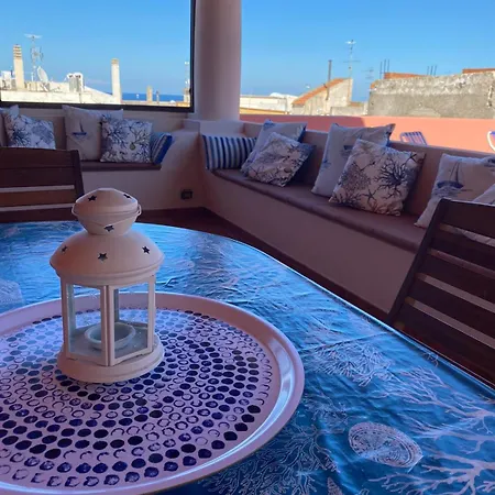 Lejlighed Casa Con Ampia Terrazza Vista Mare Fronte